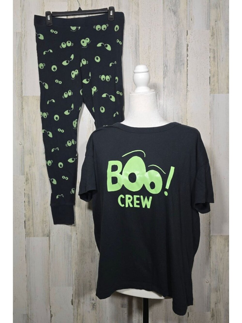 Old Navy Women's 2-piece Glow In The Dark Halloween Pajama Set Size L Boo Crew R